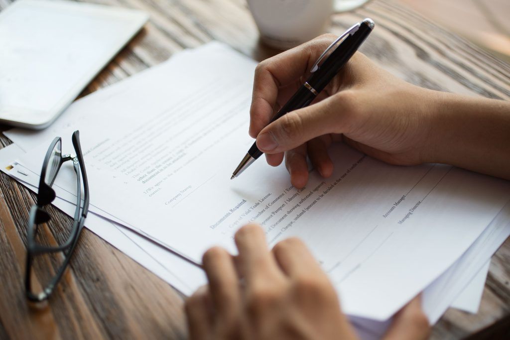 Contrato de confidencialidad traducido por una persona que está aprendiendo a traducir cláusulas contractuales.