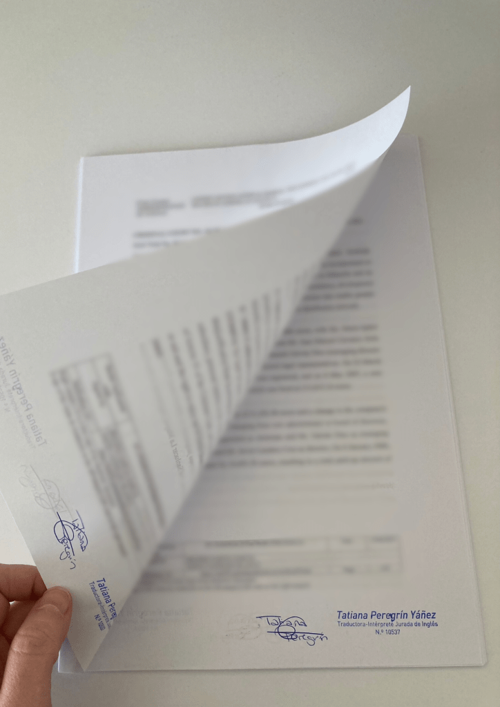 Documento firmado y sellado por un traductor jurado