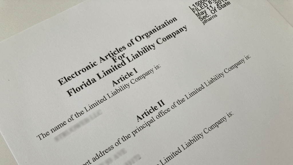 Una traducción de contratos al inglés británico vs americano y unos articles of organization